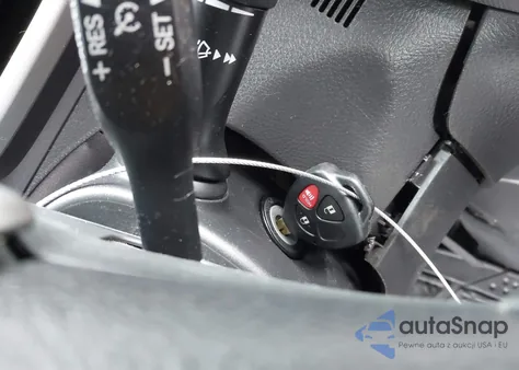 2009 Toyota Matrix S z USA, uszkodzony, nr VIN 2T1LE40EX9C008532